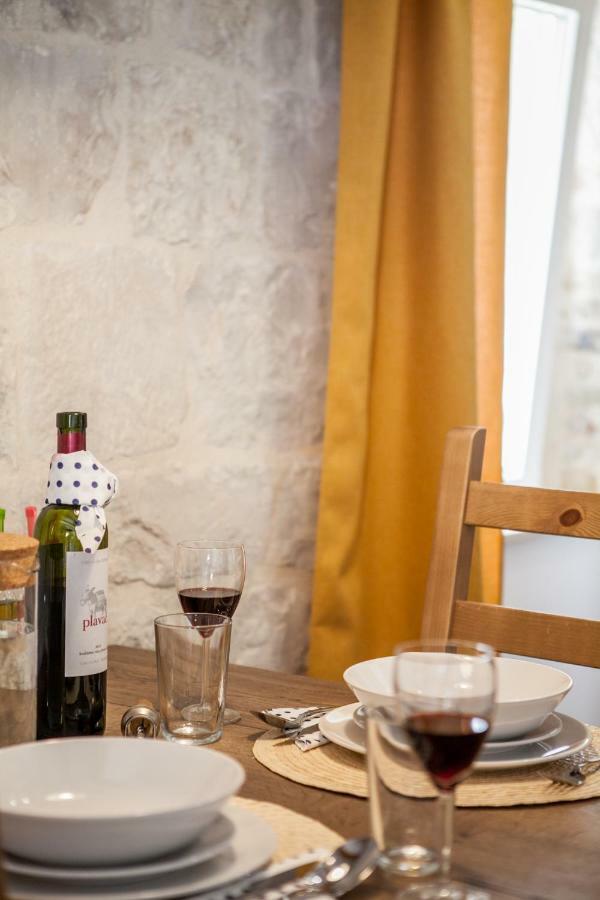 Villa Lucia Trogir Eksteriør billede