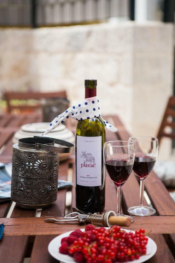 Villa Lucia Trogir Eksteriør billede