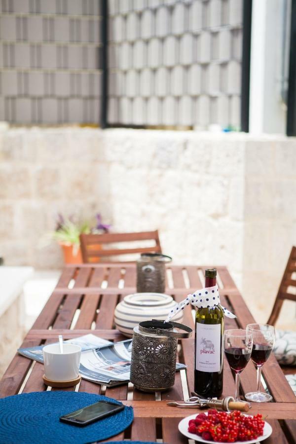 Villa Lucia Trogir Eksteriør billede