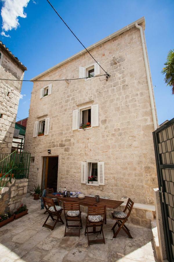 Villa Lucia Trogir Eksteriør billede